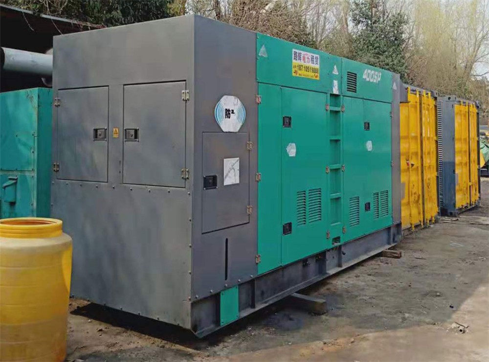 西安發(fā)電機租賃企業(yè)分享發(fā)電機組的機油怎樣更換呢(圖1)