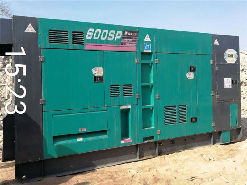 西安租發(fā)電機(jī)_400KW發(fā)電機(jī)出租(圖5)